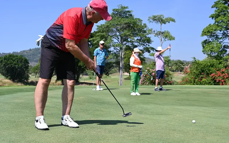 Golf betting